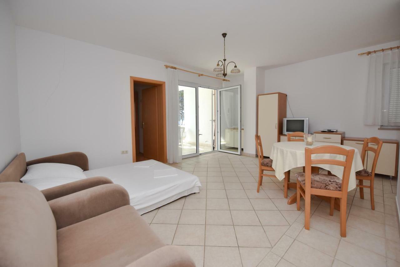 Milka Appartements สตารา โนวัลยา ภายนอก รูปภาพ